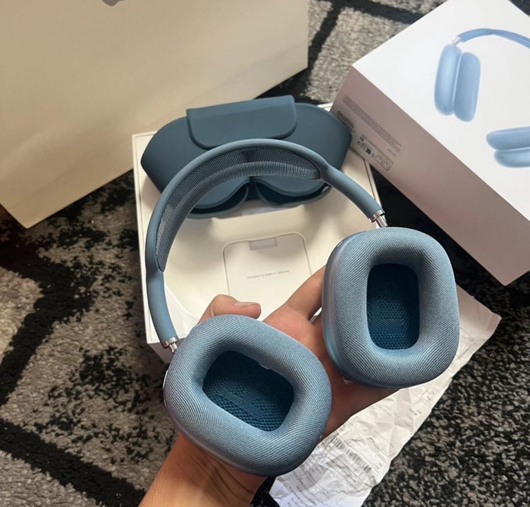 image for Apple air pods 