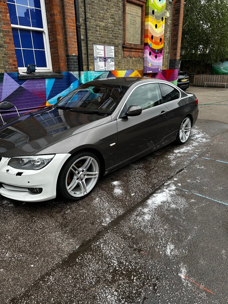 BMW 325i, E92 (Cat N)