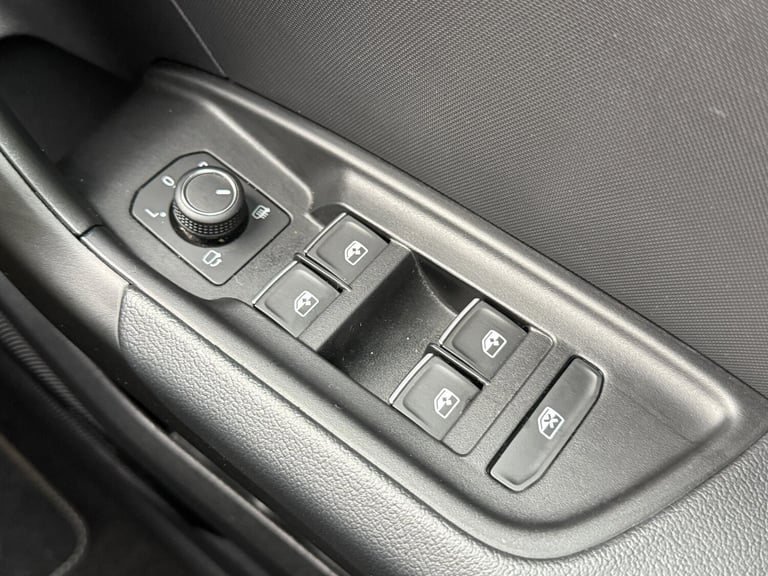 2022 Audi A1 1.0 TFSI 30 S line Sportback 5dr Petrol S Tronic Euro 6 (s/s) (110 ps) HATCHBACK Pet...