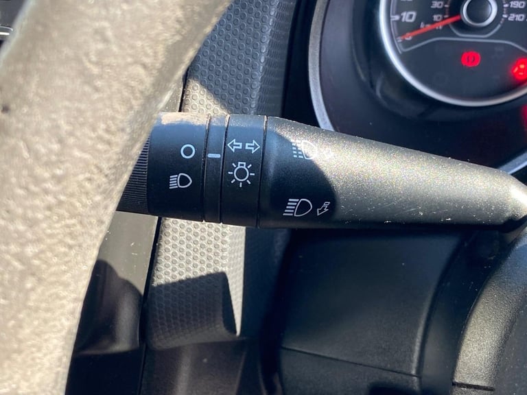 2015 Fiat Doblo 1.3 JTD MultiJetII 16v SX Tecnico L1 H1 4dr PANEL VAN Diesel Manual