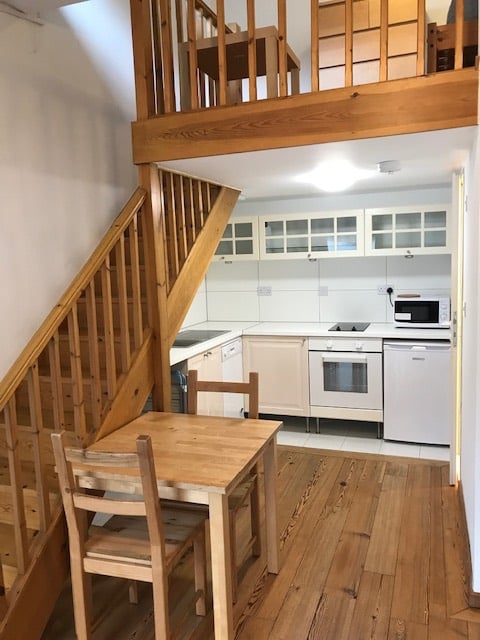 image for  double Studio with  separate bedroom, n22, 2mins to tube