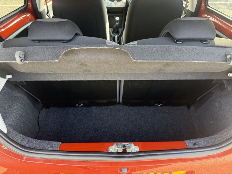 TOYOTA AYGO 1.0 VVT-i Fire 2013