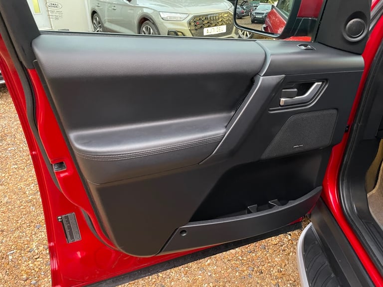 2011 Land Rover Freelander XS SD4 Auto Estate Diesel Automatic