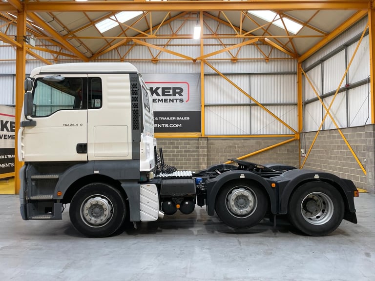MAN TGA 26.430 6X2 PET REGS TRACTOR UNIT - 2005 - DK55 HXN