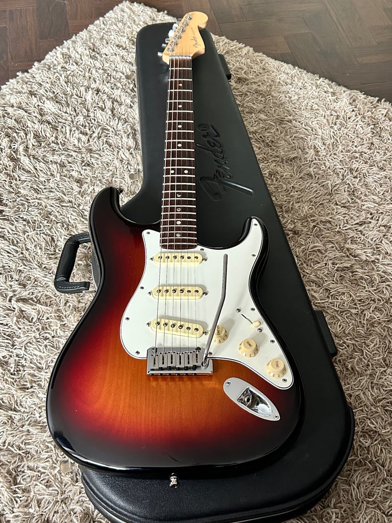 Fender American Deluxe Stratocaster with Upgrade