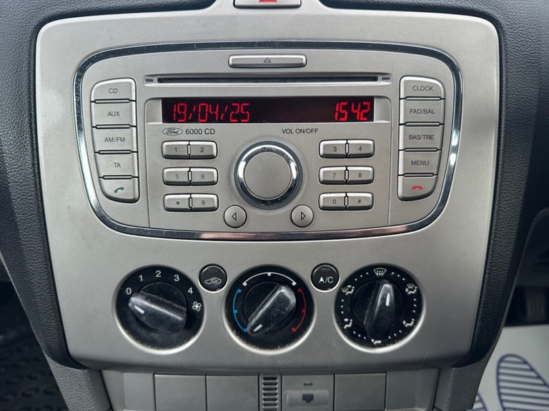 FORD FOCUS 1.8 Style 5d Manual | ULEZ COMPLIANT | HPI CLEAR | 2 KEYS