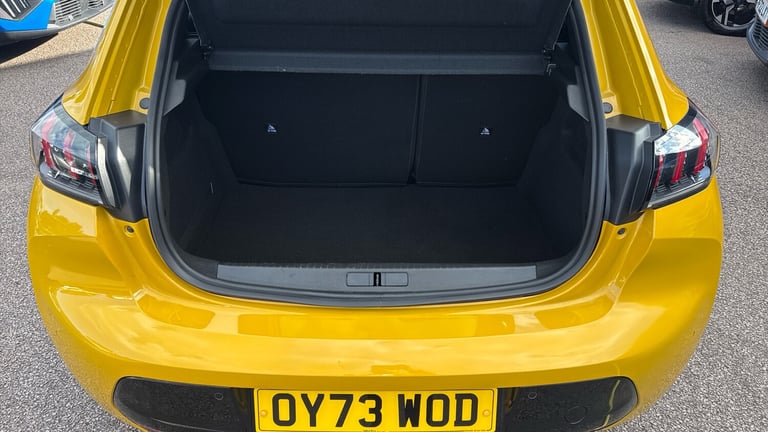 2023 Peugeot 208 1.2 PureTech 100 Allure Premium + 5dr Petrol Hatchback Hatchback Petrol Manual