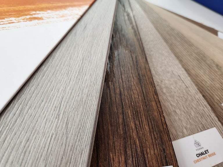 LAMINATE FLOORING PACKS + PALLETS + CARPETS + VINYL