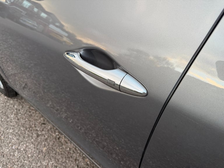 2013 Hyundai ix35 1.7 CRDi Premium SUV 5dr Diesel Manual Euro 5 (s/s) (115 ps)