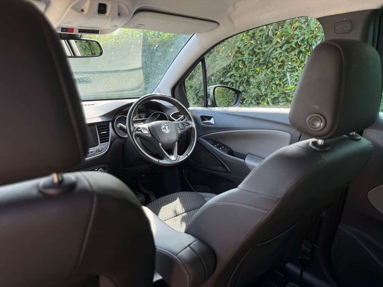 2019 Vauxhall Crossland X 1.2 Crossland X Business Edition Nav 5dr SUV Petrol Manual