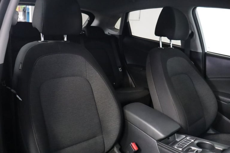 2021 Hyundai KONA 64kWh Premium 5dr Auto (APPLE CAR PLAY, HEATED SEATS) HATCHBACK ELECTRIC Automatic