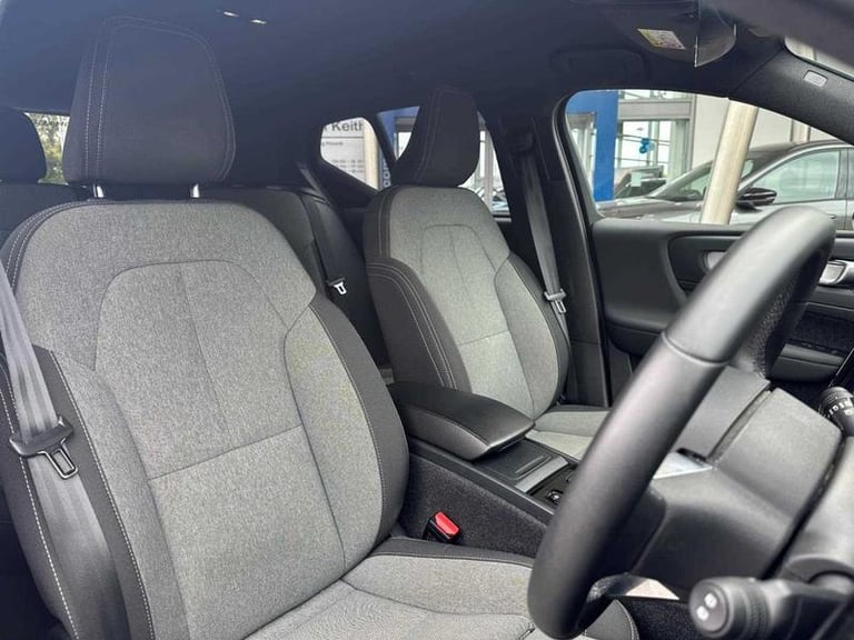 2023 Volvo XC40 2.0 B3P Plus Dark 5dr Auto Automatic SUV Hybrid Automatic