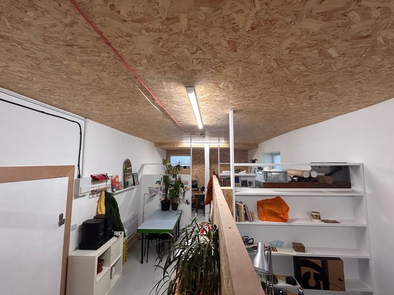 474sqft Workshop/Art space/Studio/Office to let N Laine Brighton. 1 month rent free.