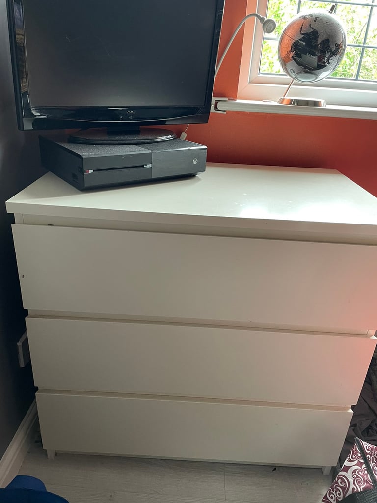 White ikea 3 drawer 