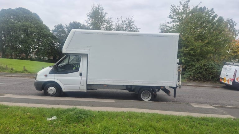 2010 Ford Transit 2.4 Tdci Luton Tail Lift Van 