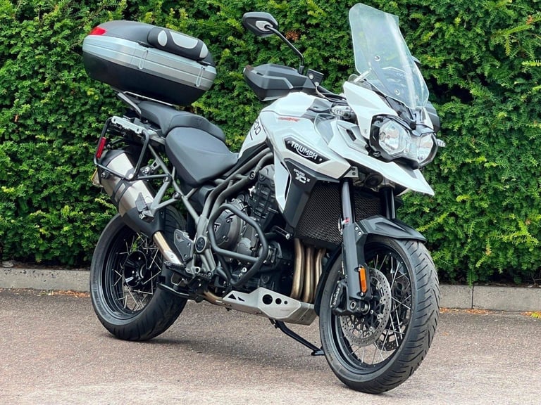 TRIUMPH TIGER EXPLORER XCX - 2018 18 - ADVENTURE TOURER