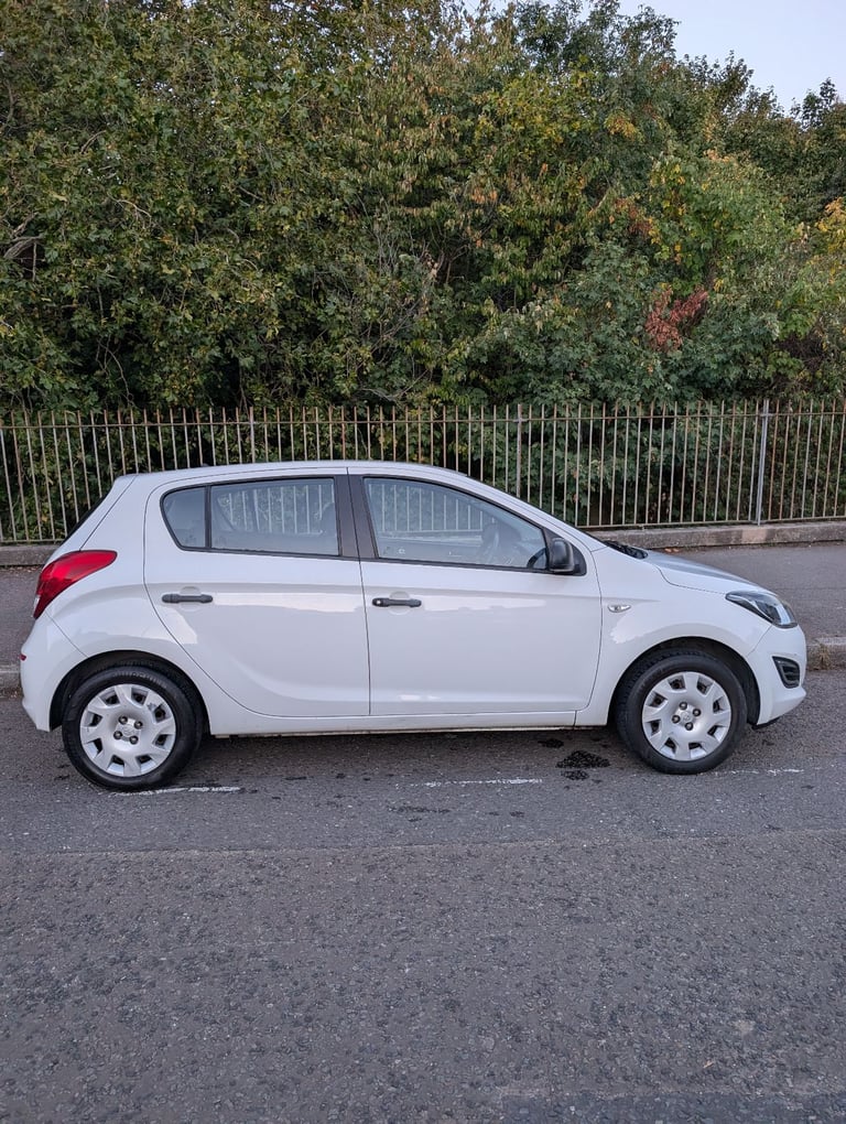 Hyundai, I20, Hatchback, 2013, Manual, 1248 (cc), 5 doors