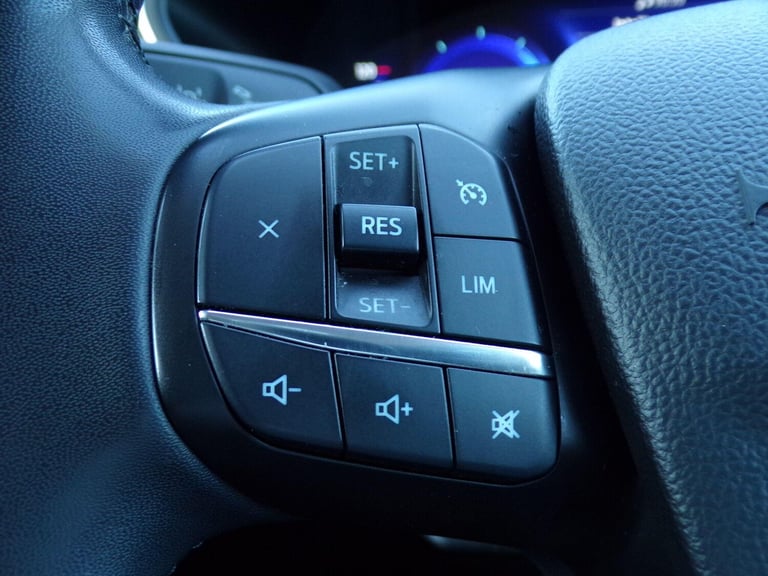 2022 Ford Kuga Kuga Titanium 5 Door 2.0L EcoBlue 190PS AWD 8 Speed Automatic HATCHBACK Diesel Aut...