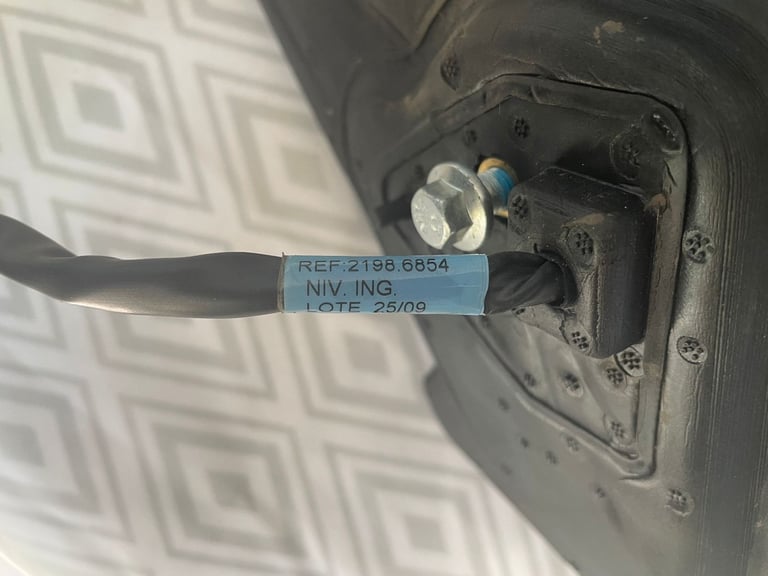 FORD 2009 MONDEO ZETEC TDCI 140 2.0 DOOR MIRROR RIGHT SIDE ELECTRIC