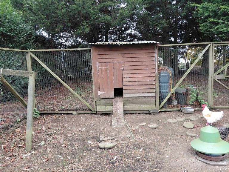 2 henhouses