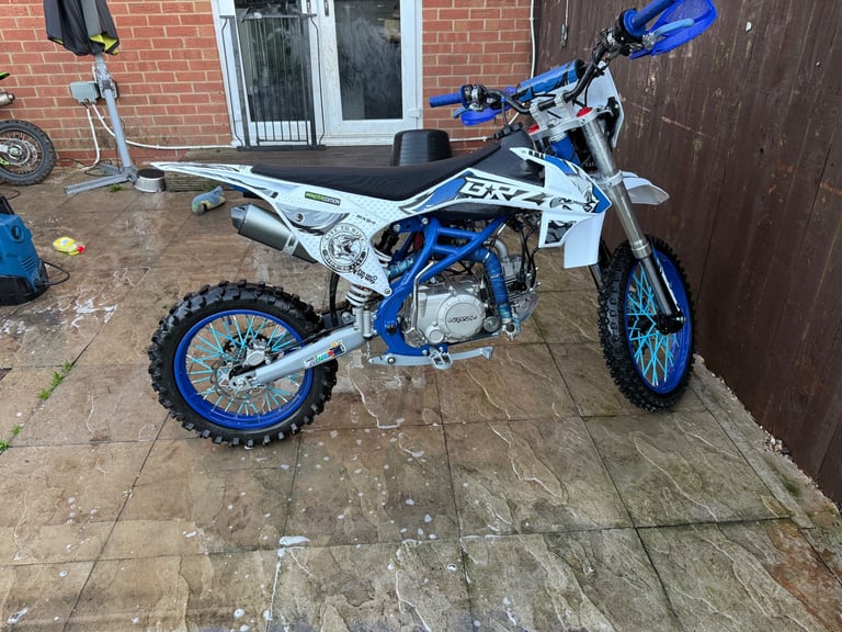 BRZ 140cc Racing pitbike 