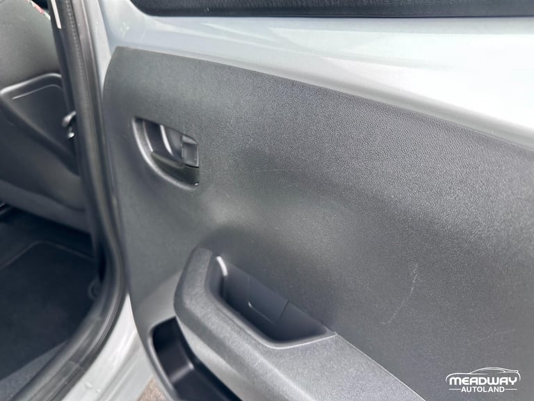 2019 Citroen C1 1.0 VTi Feel Euro 6 5dr HATCHBACK Petrol Manual