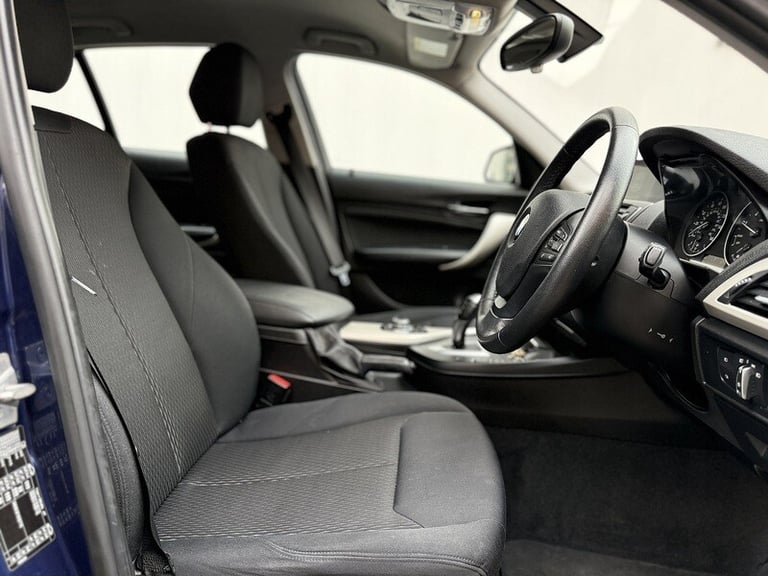 2015 BMW 1 Series 1.5 118i SE Hatchback 5dr Petrol Auto Euro 6 (s/s) (136 ps) Hatchback Petrol Au...