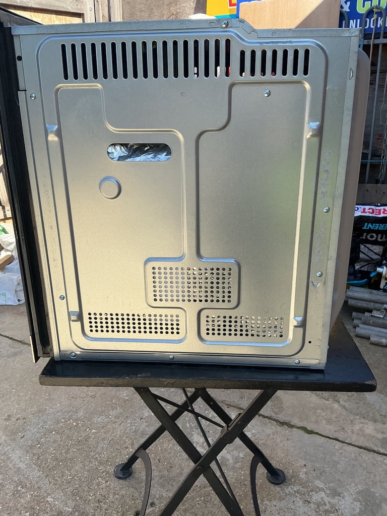 Electric fan oven 
