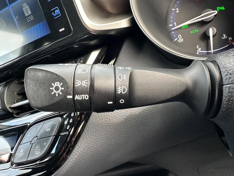 2019 Toyota C-HR 1.2T Excel 5dr [Leather] HATCHBACK PETROL Manual