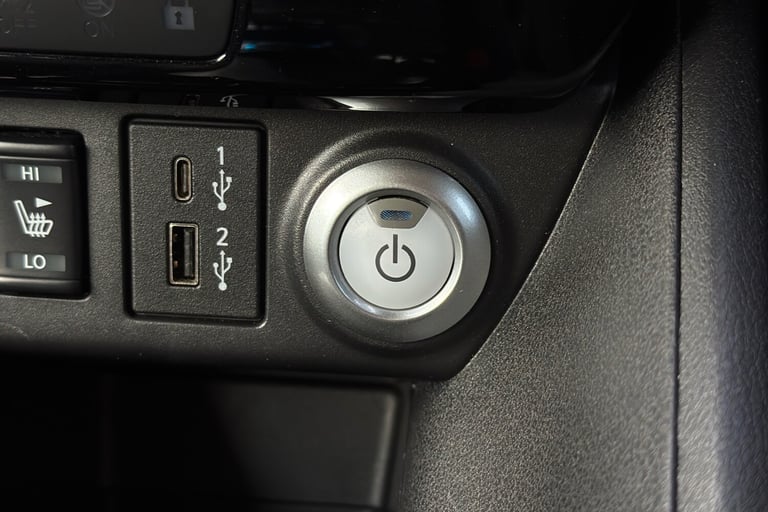  Nissan Leaf 40kwh Tekna Hatchback 5dr Electric Auto 150 Ps Electric