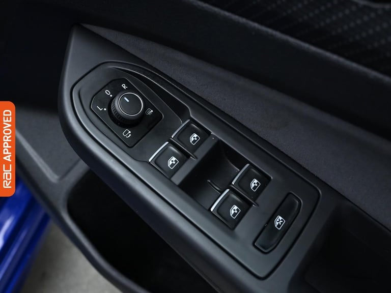 2023 Volkswagen Golf 2.0 TSI R Hatchback 5dr Petrol DSG 4Motion Euro 6 (s/s) (320 ps) Hatchback P...
