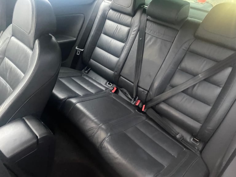 Volkswagen golf gti 2.0 tfsi 200 full year mot 