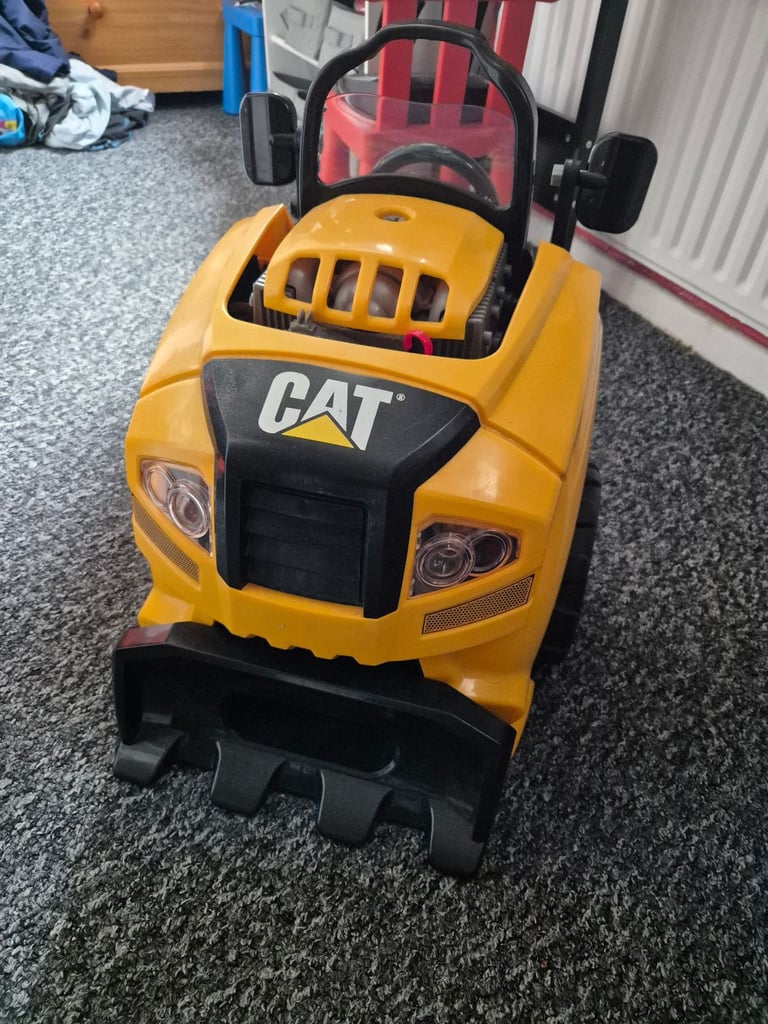 Cat digger