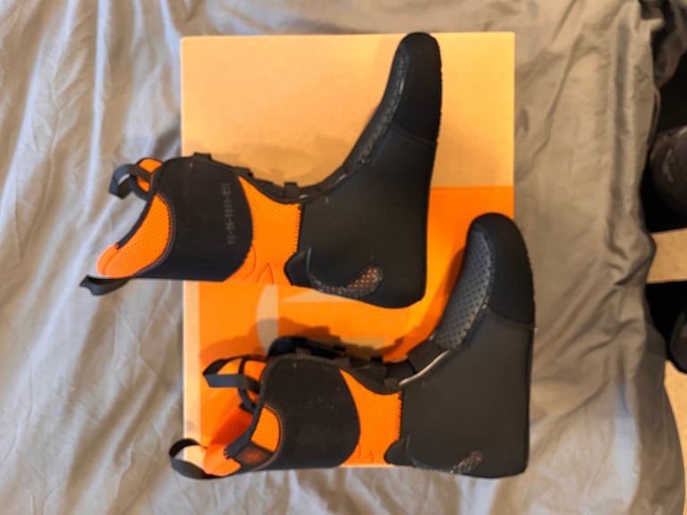 Tecnica Zero-G Tour Pro liners, 27.5, BRAND NEW