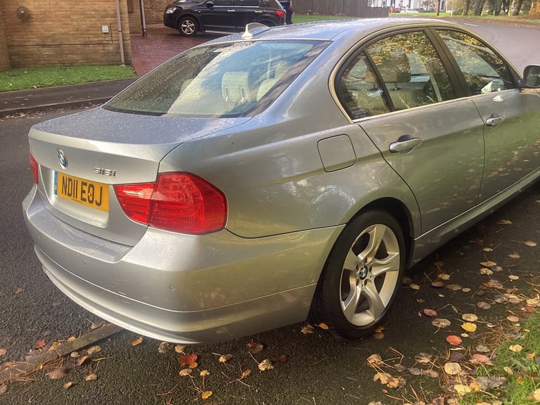 2011 BMW 3 Series 318i Exclusive Edition 4dr SALOON Petrol Manual