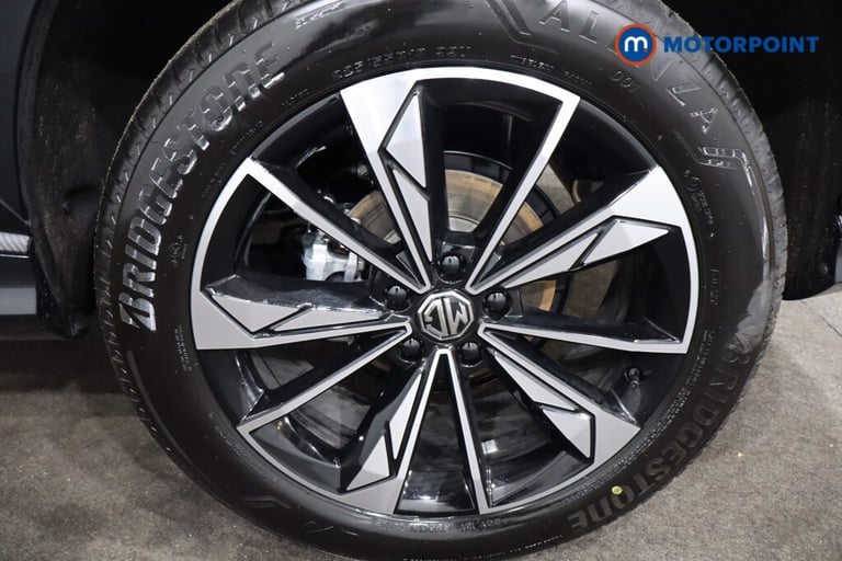 2025 MG MG HS 1.5 T-GDI Trophy 5dr DCT ESTATE PETROL Automatic