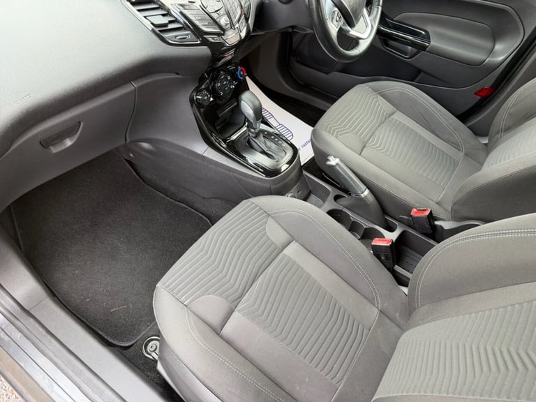 2016 Ford Fiesta 1.0T EcoBoost Zetec Hatchback 5dr Petrol Powershift Euro 6 (100 ps) Hatchback Pe...