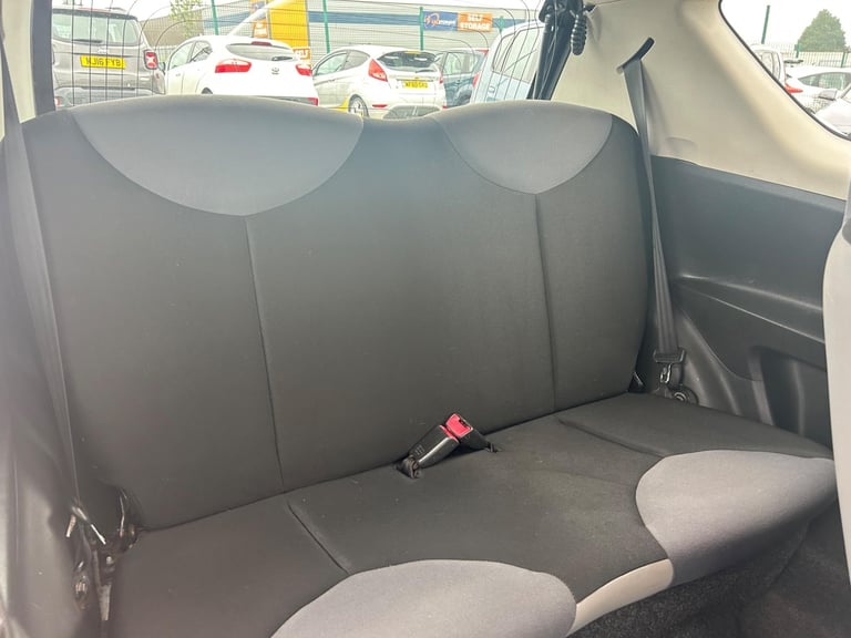 2012 Citroen C1 1.0i VT Euro 5 3dr HATCHBACK Petrol Manual