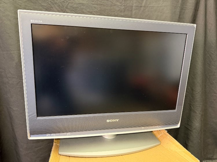 Sony KDL-26S2010 LCD TV (No Remote)