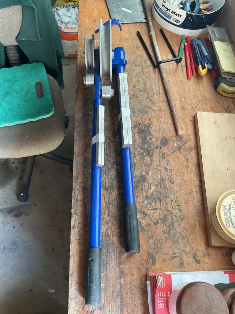 PLUMBERS PIPE BENDERS