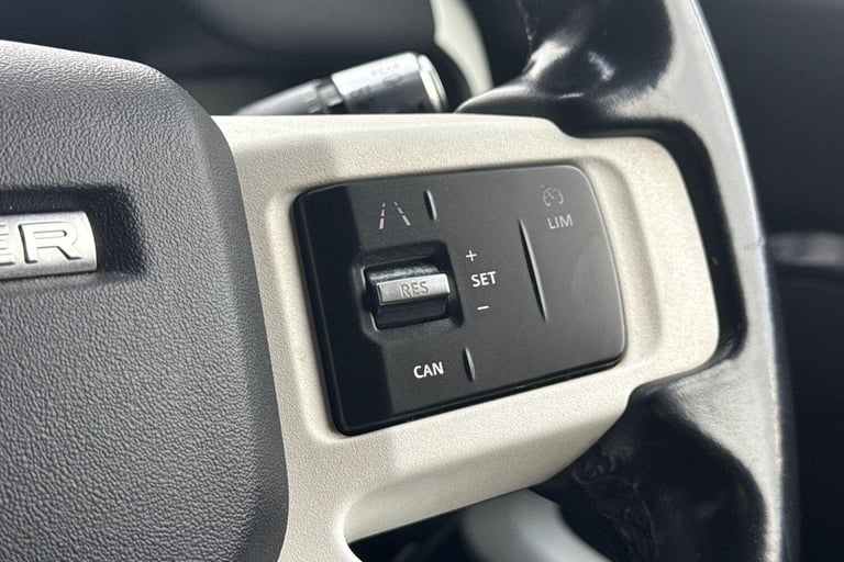 2021 Land Rover Defender 110 3.0 D250 MHEV S Hard Top SUV 5dr Diesel Auto 4WD MWB Euro 6 (s/s) (2...