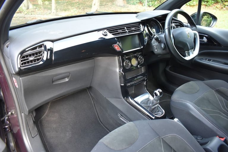 2017 DS Automobiles DS 3 1.2 PureTech 82 Elegance 3dr HATCHBACK PETROL Manual