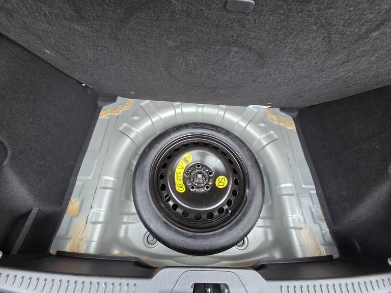 2020 Ford Focus 1.0T EcoBoost Active Auto Euro 6 (s/s) 5dr Petrol