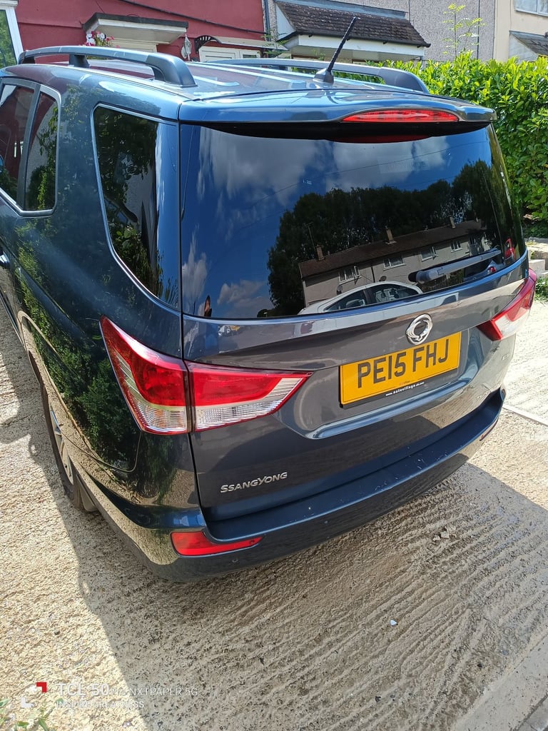 Ssangyong, TURISMO, MPV, 2015, Manual, 1998 (cc), 5 doors