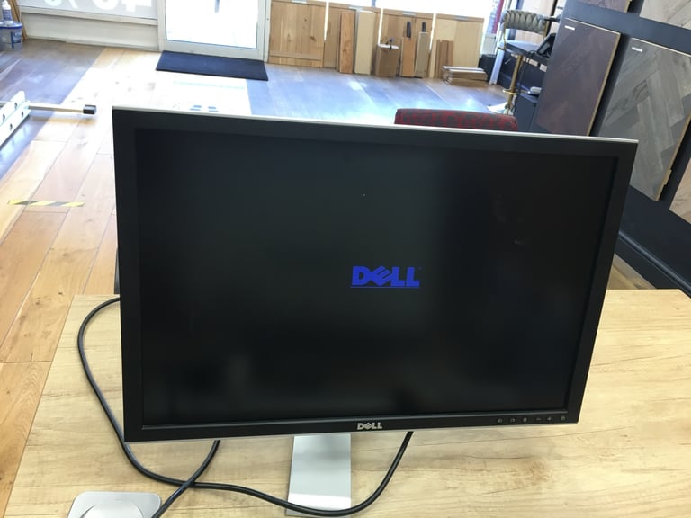 image for Dell  24&quot; UltraSharp LCD Monitor w/4-Port USB HDMI VGA Black silver 