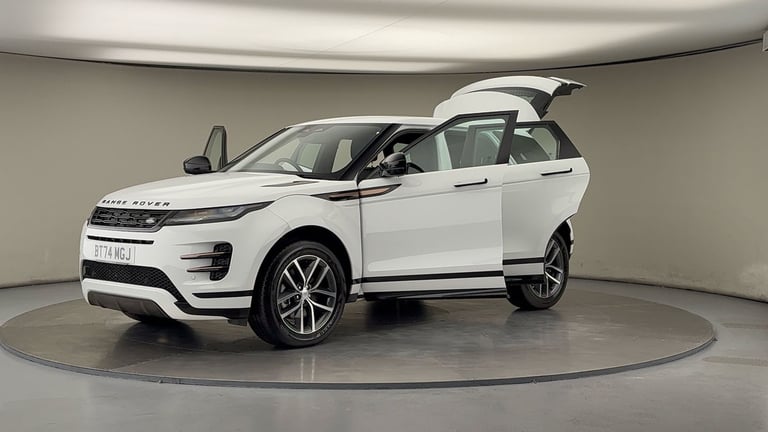 2025 Land Rover Range Rover Evoque 1.5 P270e 12.17kWh Dynamic SE SUV 5dr Petrol Plug-in Hybrid Au...