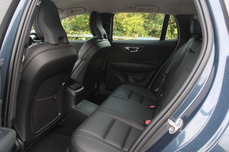 2025 Volvo V60 2.0 T6 18.8kWh Plus Auto AWD Euro 6 (s/s) 5dr ESTATE Petrol/Electric Hybrid Automatic