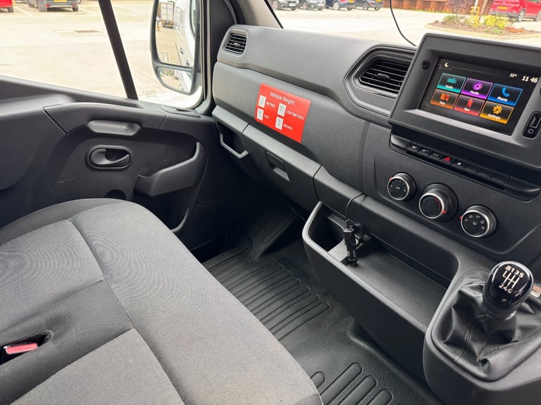 RENAULT MASTER 2.3 DCI BUSINESS 2020 (70) LWB PANEL VAN + 1 OWNER + 62000 MILES 