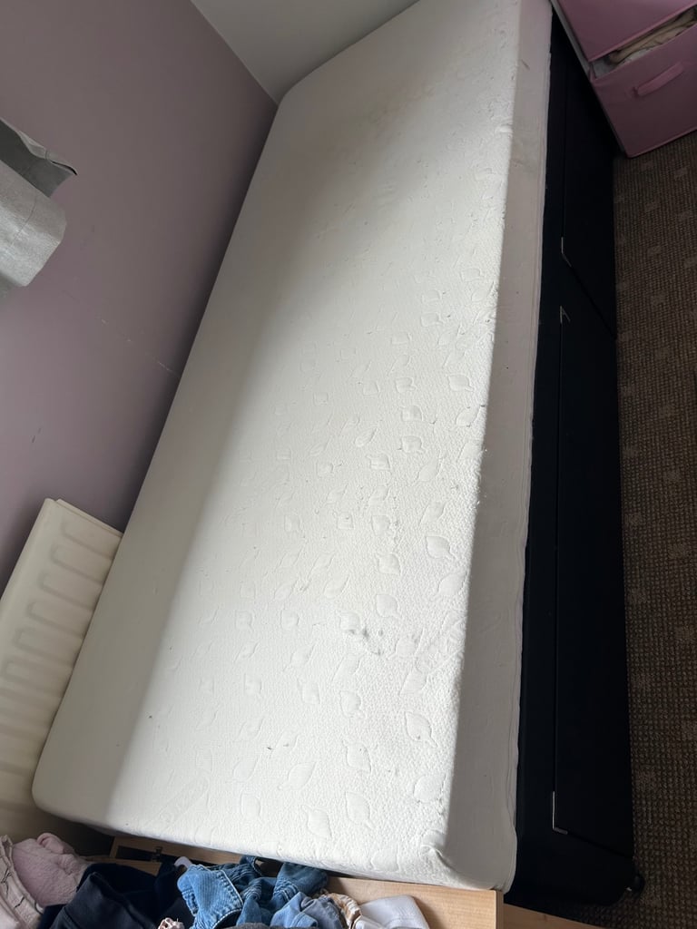 Small single bed and mattress 