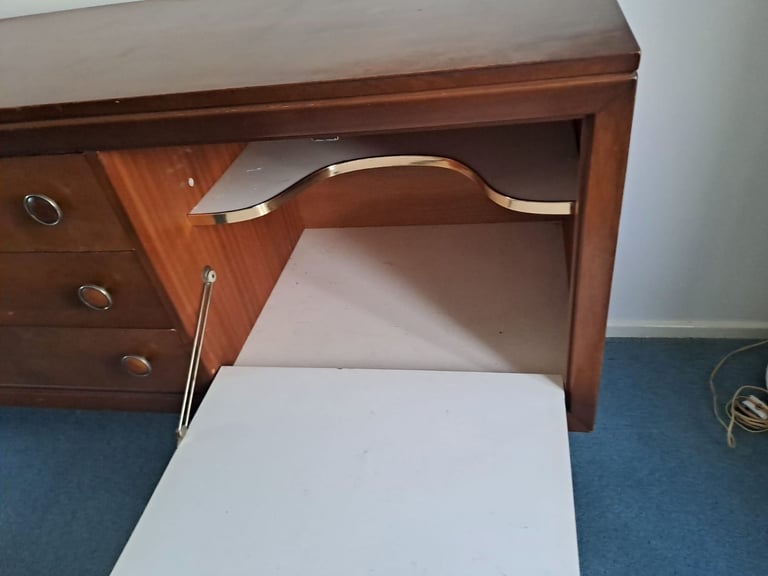 G-Plan dining room suit